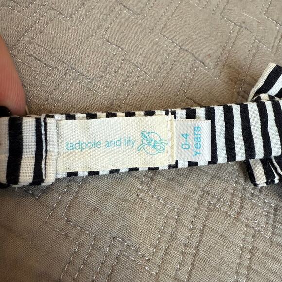 Black White Stripe Bow Tie Boutique Tadpole and Lily 0-4 Years Baby Toddler Boy - Picture 2 of 8